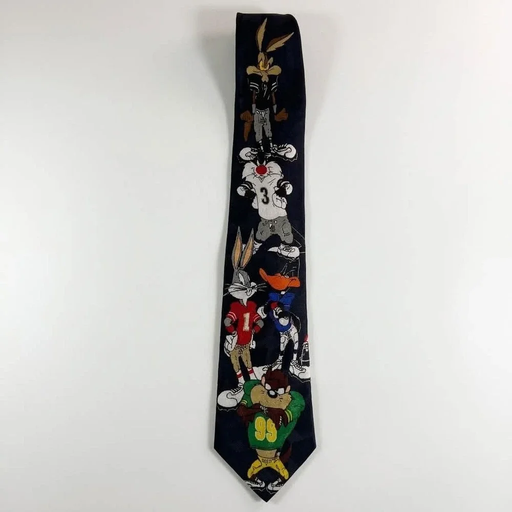 Vintage 1994 Looney Tunes Mania Silk Tie Football Bugs Bunny Taz Sylvester Wile